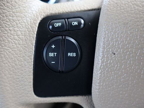 Used 2007 Ford Explorer XLT image 30