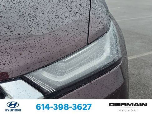 Used 2023 Chevrolet Traverse LT FWD image 15