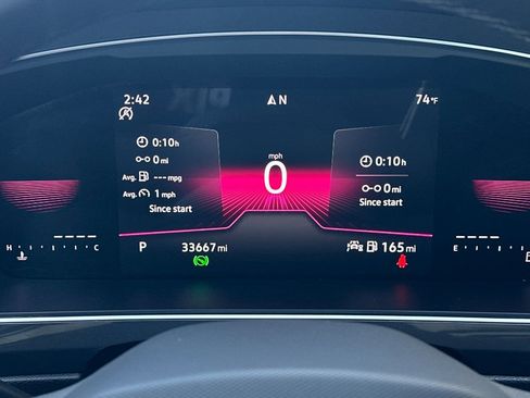 Certified 2024 Volkswagen Tiguan SE R-Line image 25