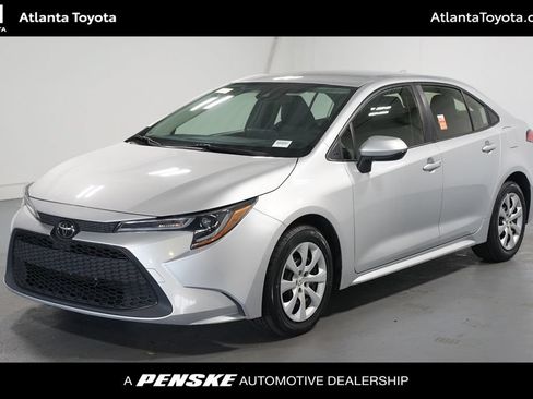 Used 2022 Toyota Corolla LE FWD image 1