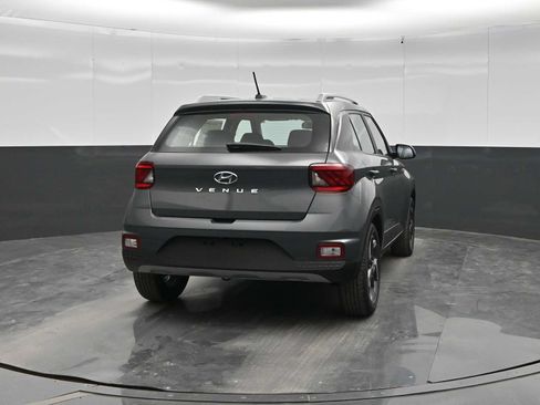 New 2026 Hyundai Venue SEL FWD image 6