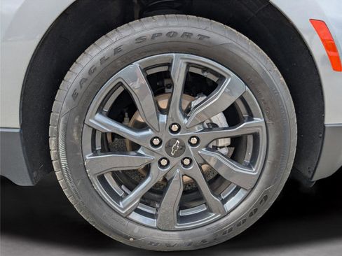 Used 2024 Chevrolet Equinox RS w/ RS Leather Package image 40