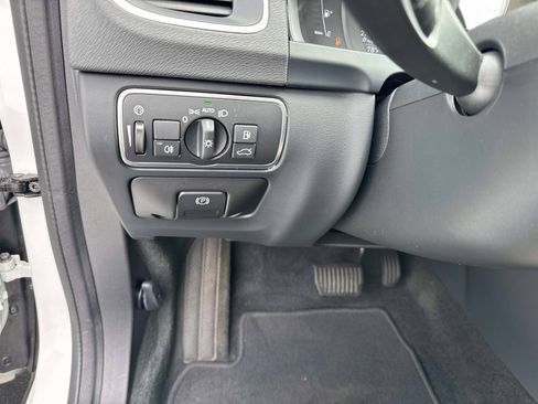 Used 2016 Volvo S60 T5 Premier w/ Convenience Package image 31