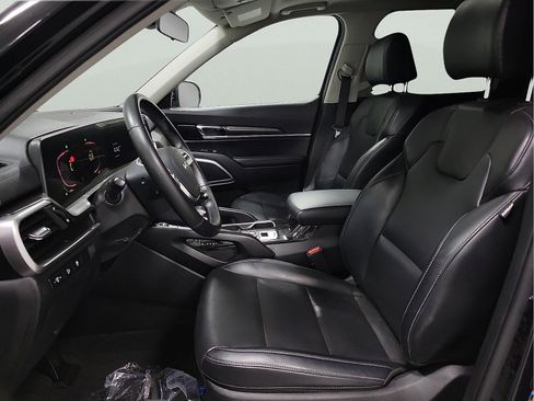 Used 2024 Kia Telluride S w/ S Sunroof Package image 12