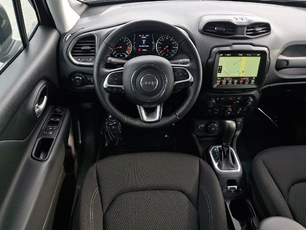 Used 2023 Jeep Renegade Latitude AWD/4WD image 11