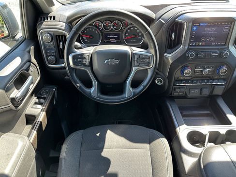 Used 2019 Chevrolet Silverado 1500 RST AWD/4WD image 12