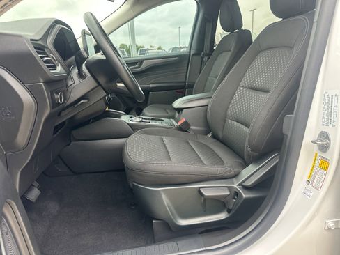 New 2026 Ford Escape Active image 9