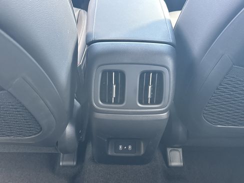 New 2026 Hyundai Tucson Limited image 15