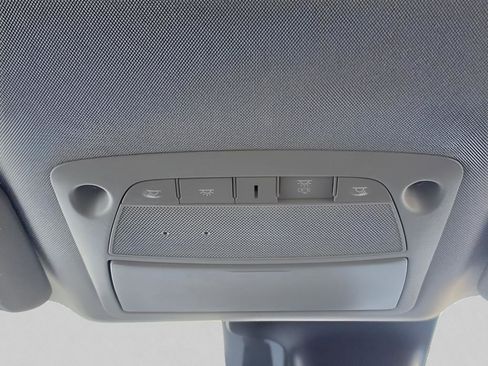 Used 2020 Nissan Rogue Sport SV image 25