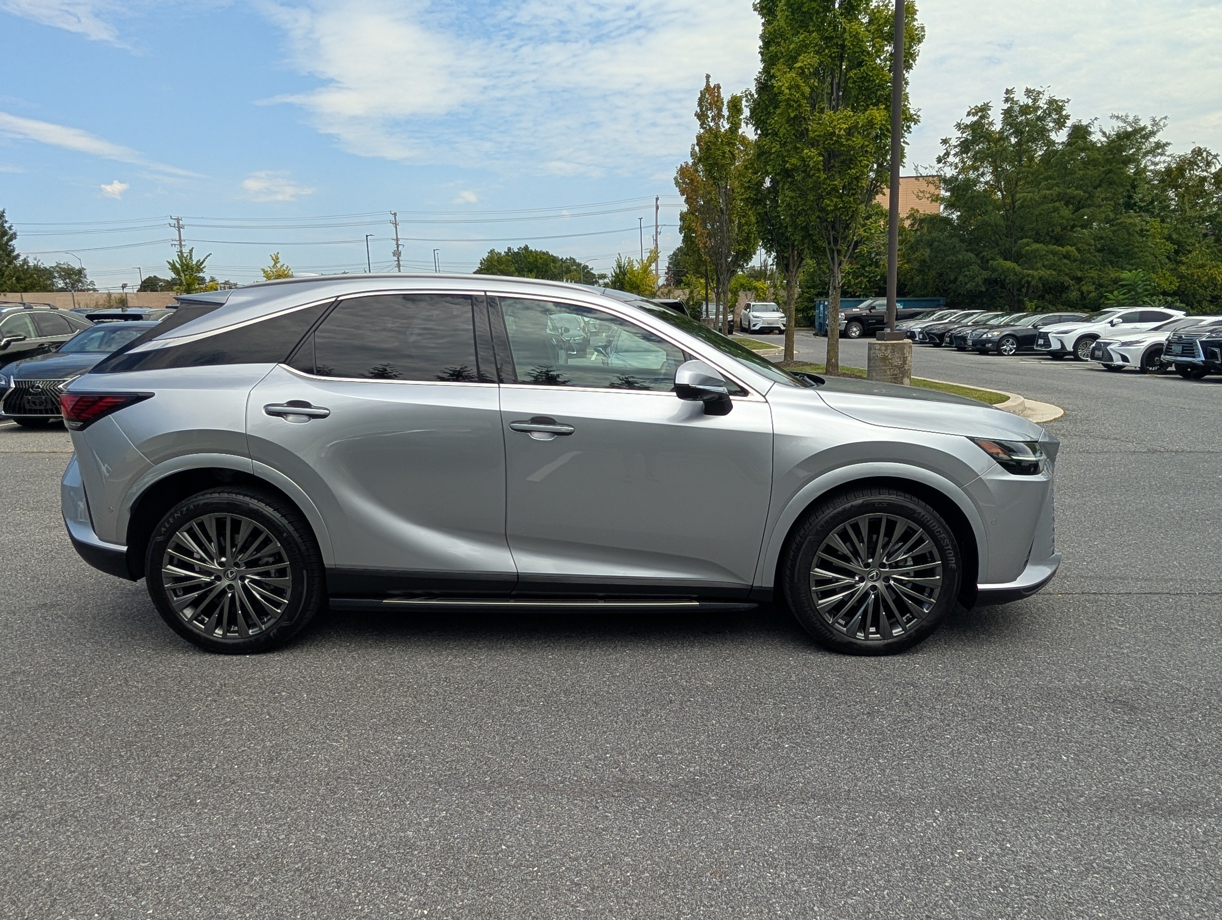 Certified 2024 Lexus RX 350 AWD w/ Convenience Package image 2