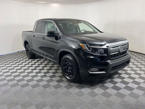 Used 2025 Honda Ridgeline RTL+ image 6