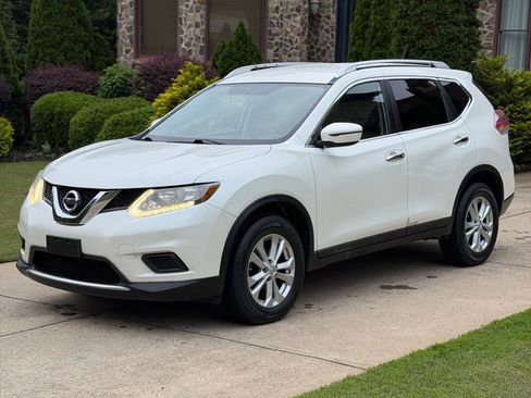 Used 2016 Nissan Rogue SV AWD/4WD image 1