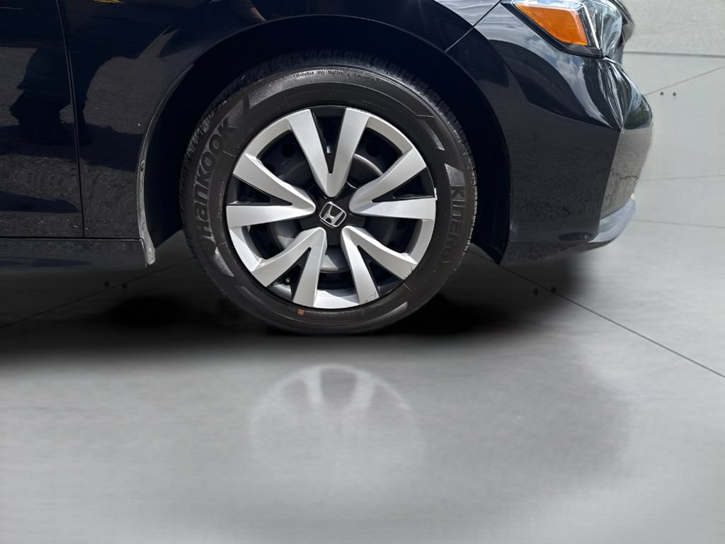 Used 2025 Honda Civic LX image 5