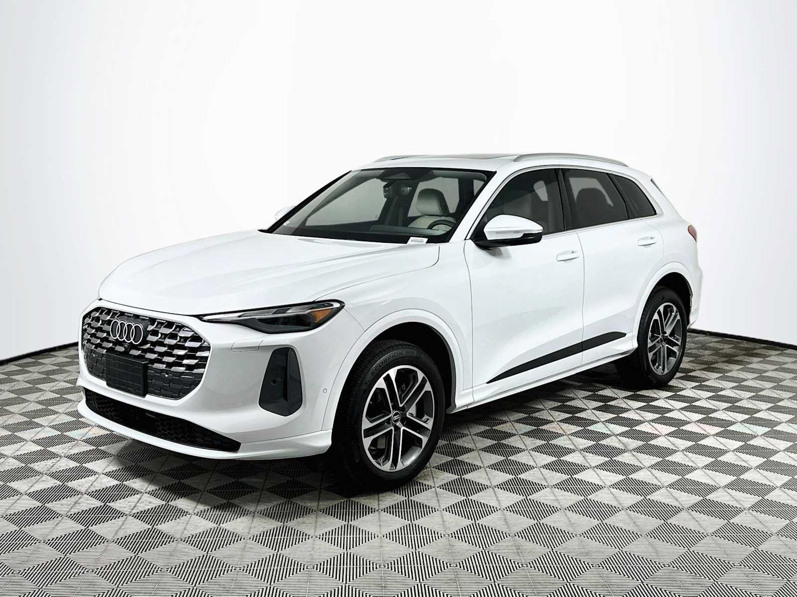 New 2026 Audi Q5 Premium AWD/4WD image 3