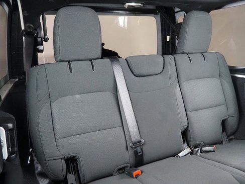 Used 2023 Jeep Wrangler Willys image 17