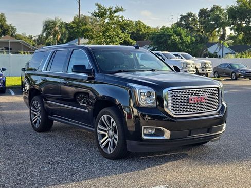 Used 2017 GMC Yukon Denali w/ Open Road Package RWD image 3