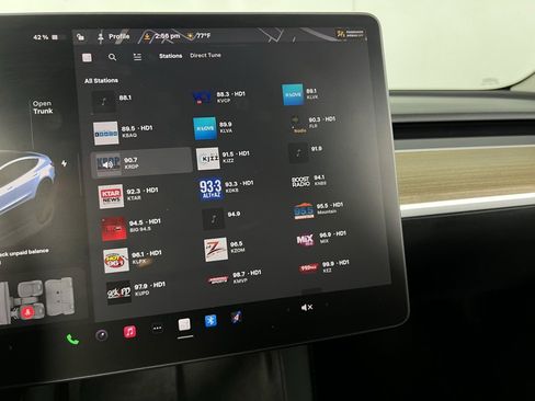 Used 2023 Tesla Model 3 Performance image 19