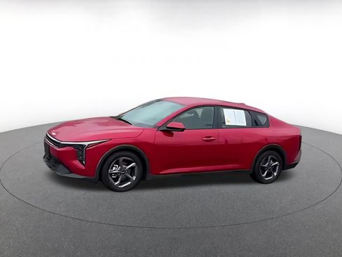 Used 2025 Kia K4 FWD image 4