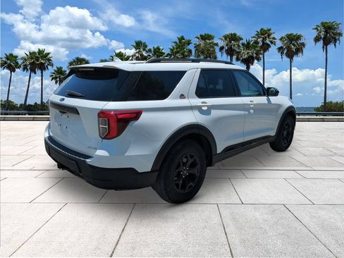 Certified 2022 Ford Explorer Timberline w/ Timberline Technology Package AWD/4WD image 9