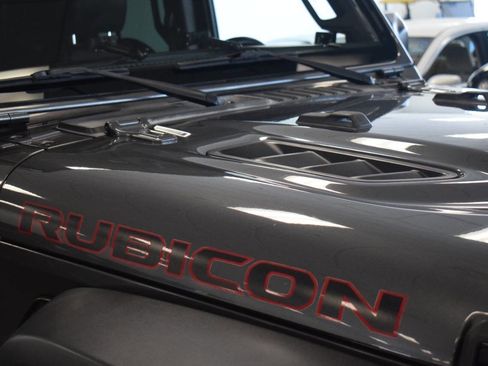 Used 2018 Jeep Wrangler Unlimited Rubicon image 10