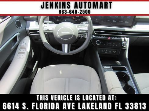 Used 2025 Hyundai Sonata SEL FWD image 15
