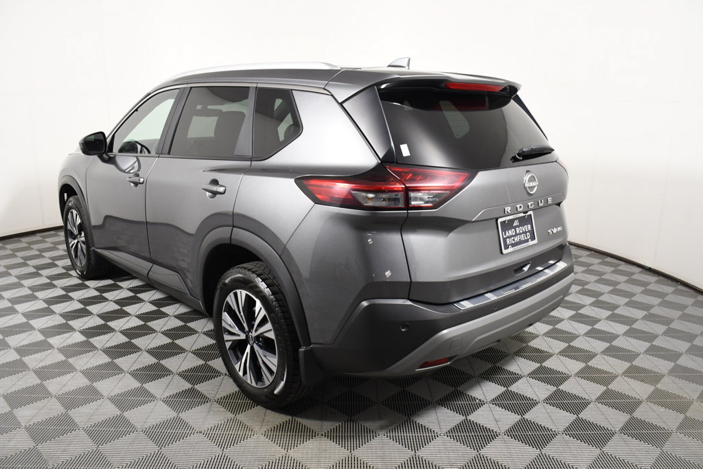 Used 2023 Nissan Rogue SV w/ SV Premium B Package AWD/4WD image 4
