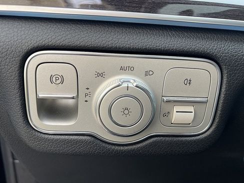 Used 2020 Mercedes-Benz GLE 350 4MATIC image 20