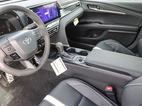 New 2026 Toyota Camry SE FWD image 20
