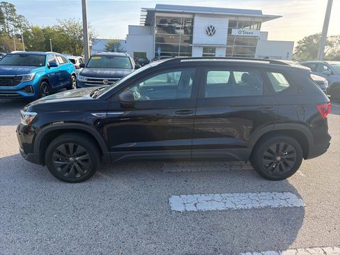 Certified 2023 Volkswagen Taos S image 3