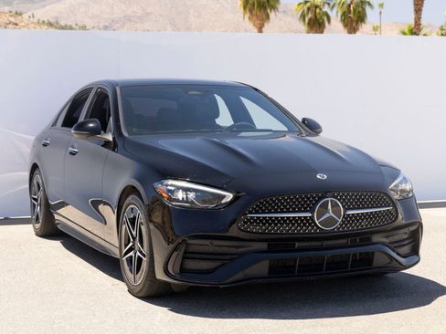 Used 2023 Mercedes-Benz C 300 Sedan image 2