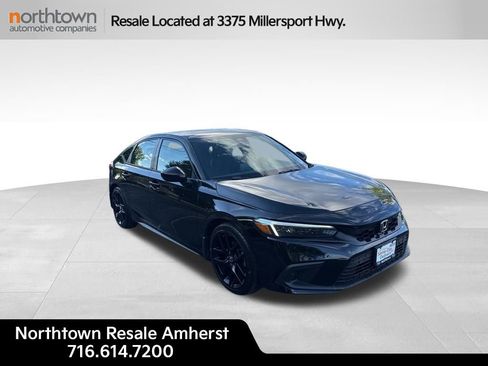 Used 2022 Honda Civic Sport image 2