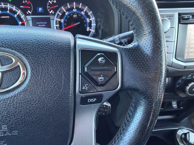 Used 2014 Toyota 4Runner SR5 AWD/4WD image 21
