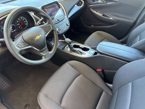 Used 2024 Chevrolet Malibu LT FWD image 9