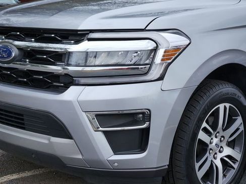 Used 2024 Ford Expedition Limited RWD image 8