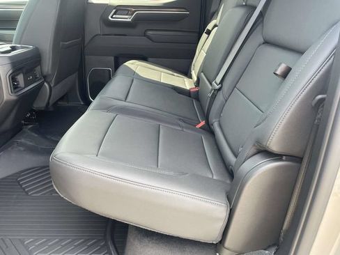 New 2026 Chevrolet Silverado 1500 RST w/ RST All Star Premium Package AWD/4WD image 9