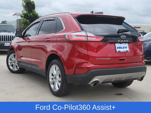 Used 2022 Ford Edge Titanium AWD/4WD image 3