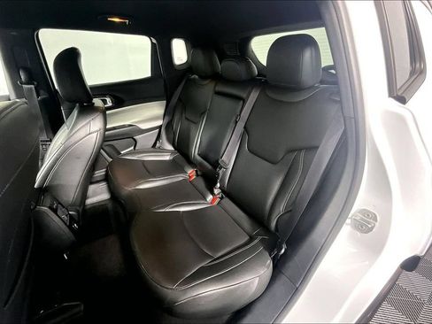 Used 2025 Jeep Compass Limited AWD/4WD image 26
