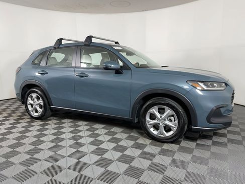 Used 2025 Honda HR-V LX image 6