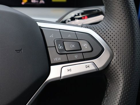 New 2026 Volkswagen Tiguan SE R-Line image 34