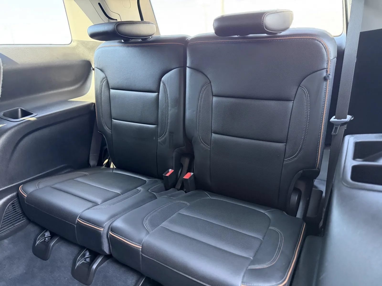 Used 2022 GMC Acadia AT4 w/ Technology Package AWD/4WD image 17