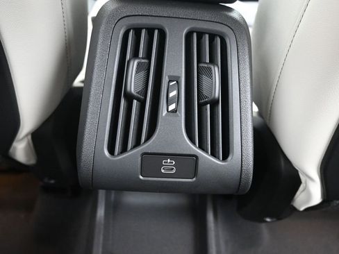 New 2026 BMW X1 xDrive28i w/ Convenience Package image 32