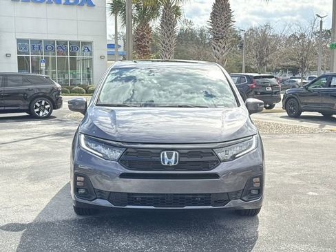 New 2026 Honda Odyssey Touring image 4
