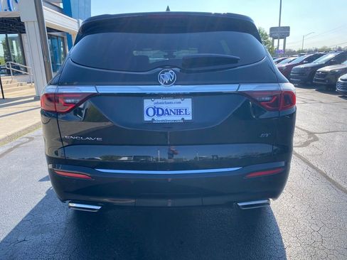 Used 2024 Buick Enclave Essence w/ Sport Touring Edition FWD image 5