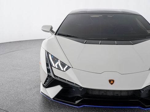 Used 2023 Lamborghini Huracan Tecnica RWD image 34