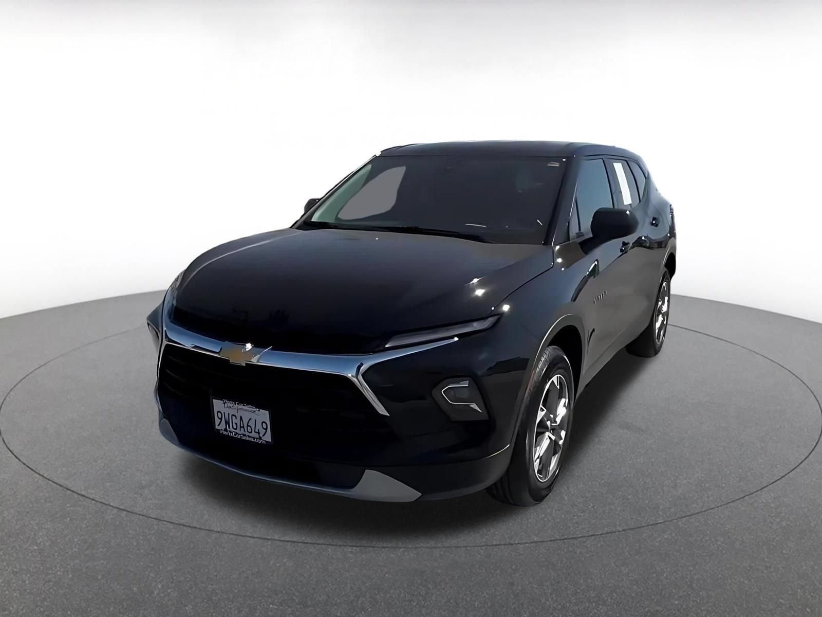 Used 2026 Chevrolet Blazer LT FWD image 6