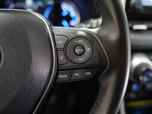 Used 2020 Toyota RAV4 XSE image 16