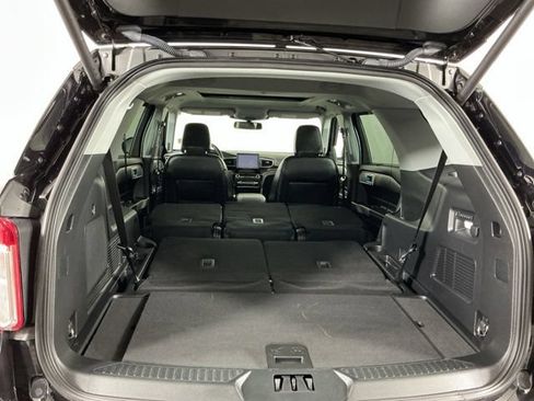 Used 2022 Ford Explorer Limited AWD/4WD image 35