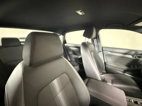 Used 2025 Honda Civic Sport image 34