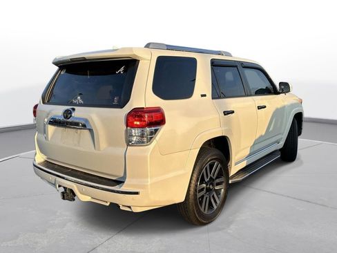 Used 2013 Toyota 4Runner SR5 image 6