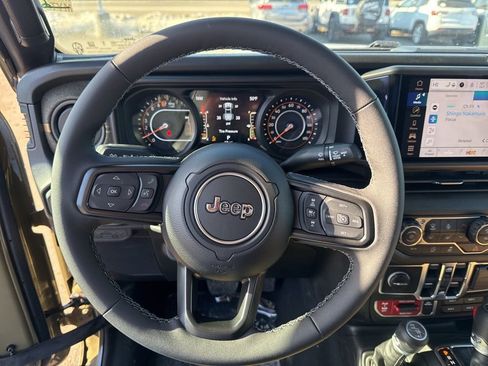 New 2026 Jeep Gladiator Sport image 10